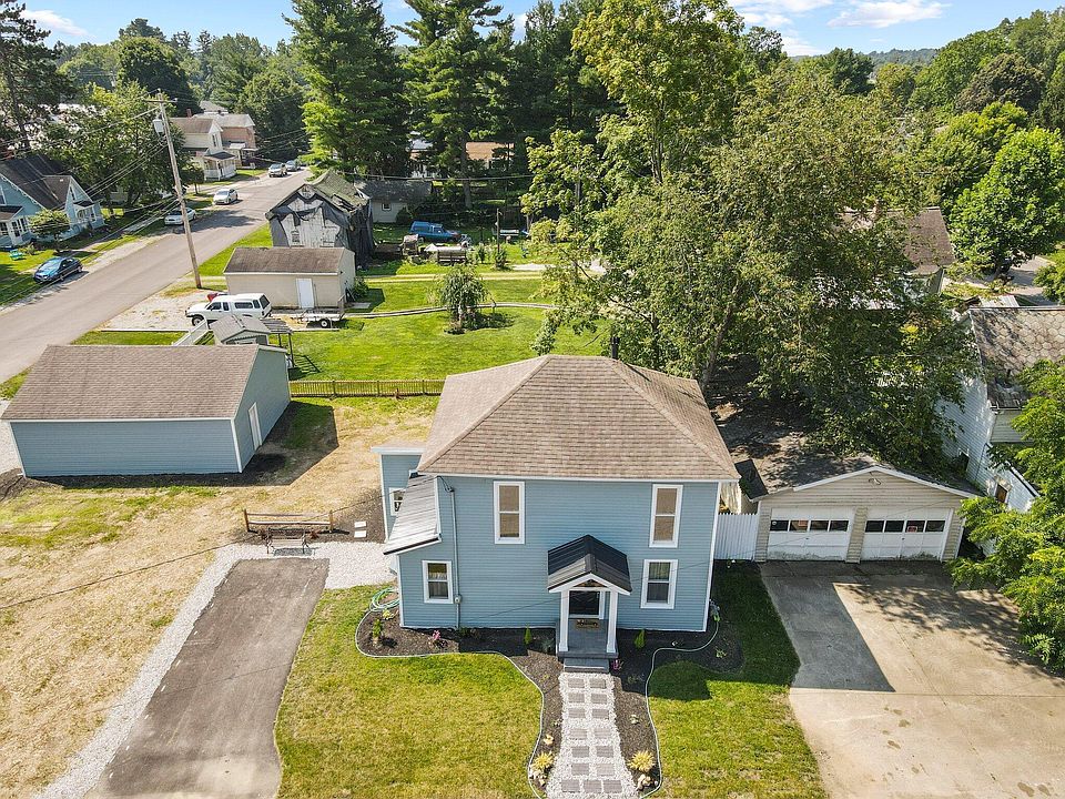 1st image of 21 Benton St