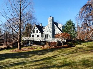 45 Sears Rd, Southborough, MA 01772