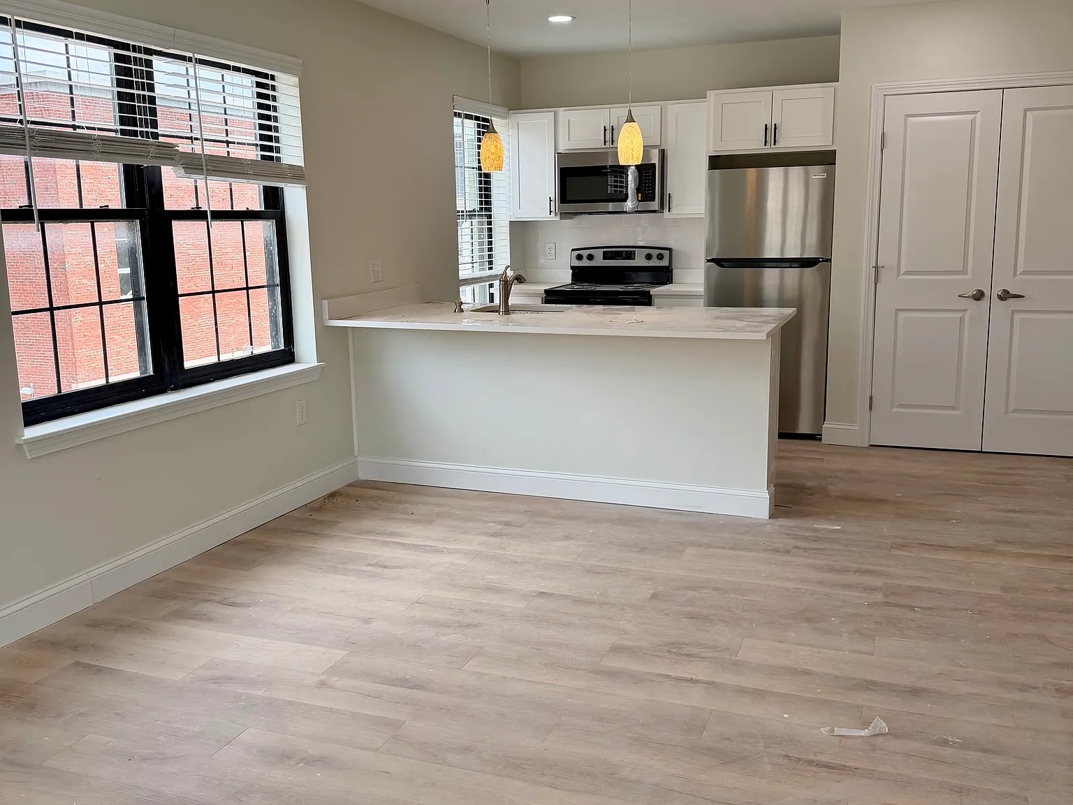 1 bed, 1.0 bath, $3,295 — Photo 3