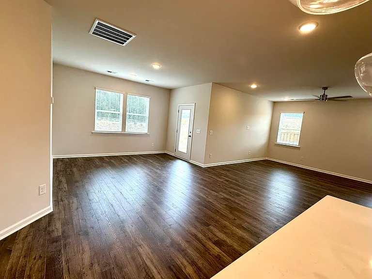 9093 Malahide Ln — Photo 20