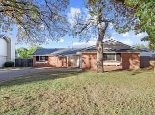 7801 NW 27th St, Bethany, OK 73008