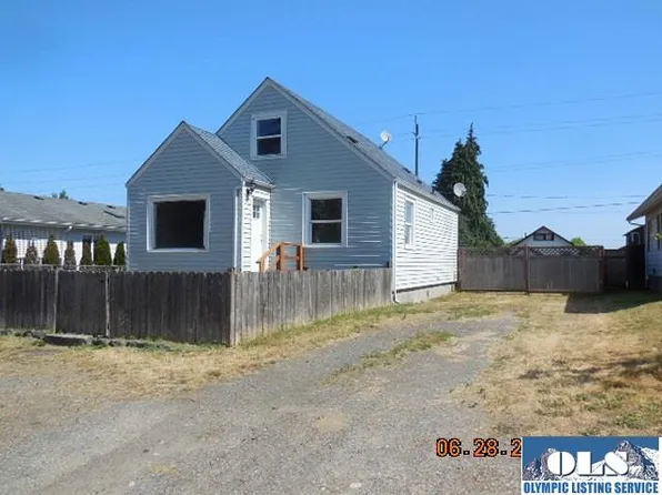 1323 W 6th St, Port Angeles, WA 98363