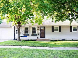 1102 Willow Ln, Iowa Falls, IA 50126