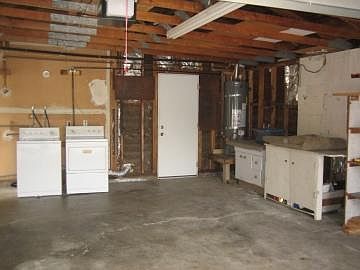 4th image of 1776 Wyrick Ave