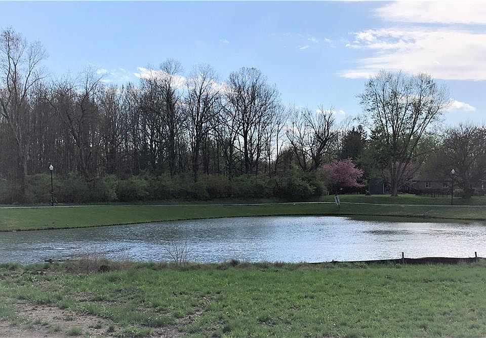 2nd image of 6660 Ventnor Ln
