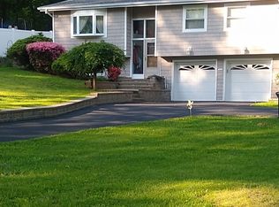 11 Birch Ln, Croton On Hudson, NY 10520