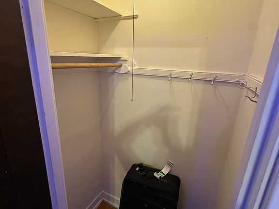 5th image of 5531 N Campbell Ave #2C