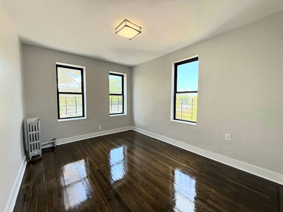 1st image of 2075 E 16th St #4M
