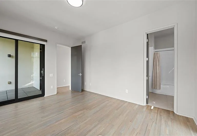 721 Longleaf Dr NE #6 — Photo 31