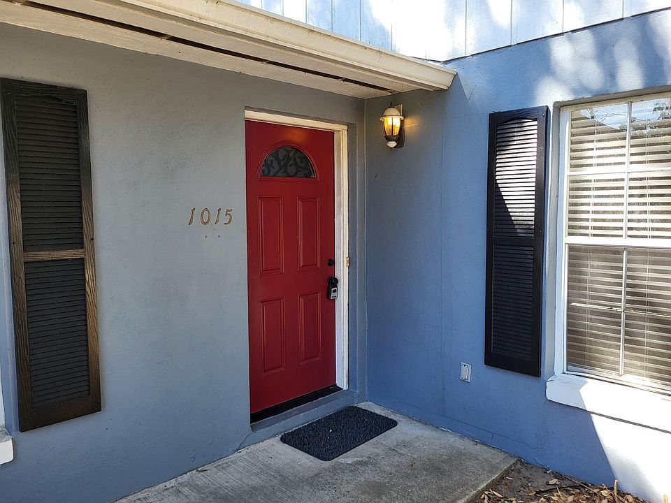 1st image of 1015 Alba Dr