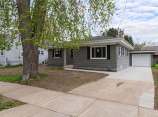 1711 Michigan St, Oshkosh, WI 54902