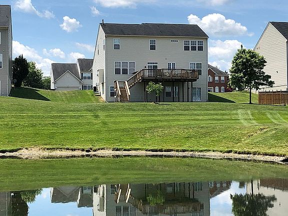 5th image of 103 Keverne Ct