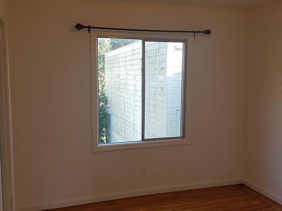 3rd image of 235 Dublin St