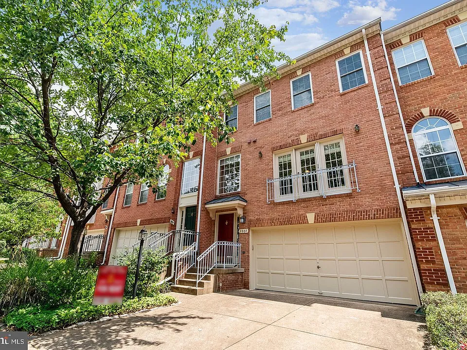 2807 Marywood Oaks Ln