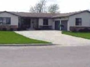 1120 Greenleaf Rd SE, Owatonna, MN 55060