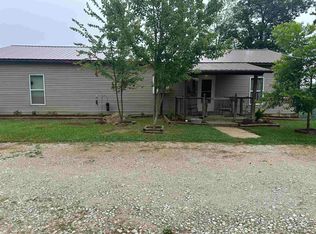 3269 Hampton Ridge Rd, Genoa, WV 25517