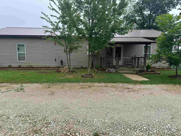 3269 Hampton Ridge Rd, Genoa, WV 25517