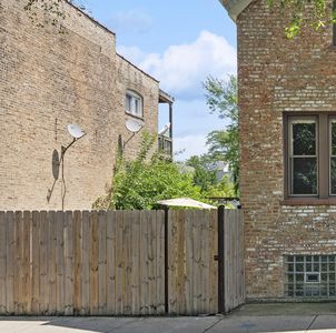 1811 N Whipple St, Chicago, IL, 60647