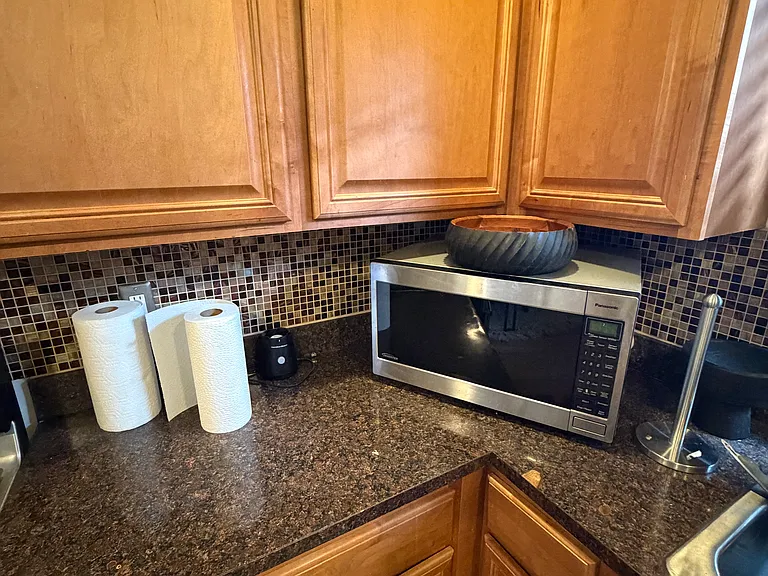 4242 W Outer Dr #1 — Photo 24
