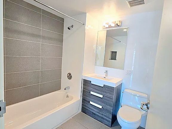 4th image of 137-35 Elder Ave #501A