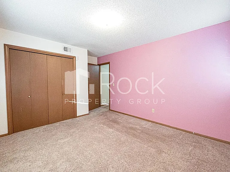 604 Moraine Ave — Photo 14