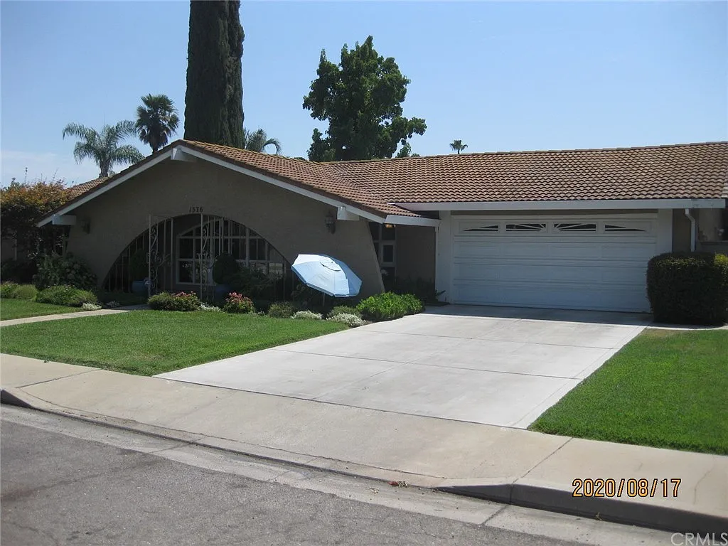 1376 San Gabriel Way photo 1