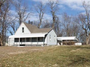 1809 Sportsman Rd, Boonville, MO 65233