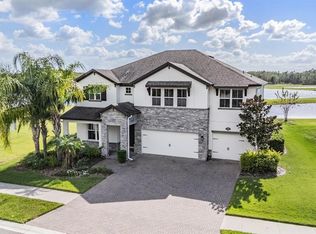 18304 Roseate Dr, Lutz, FL 33558