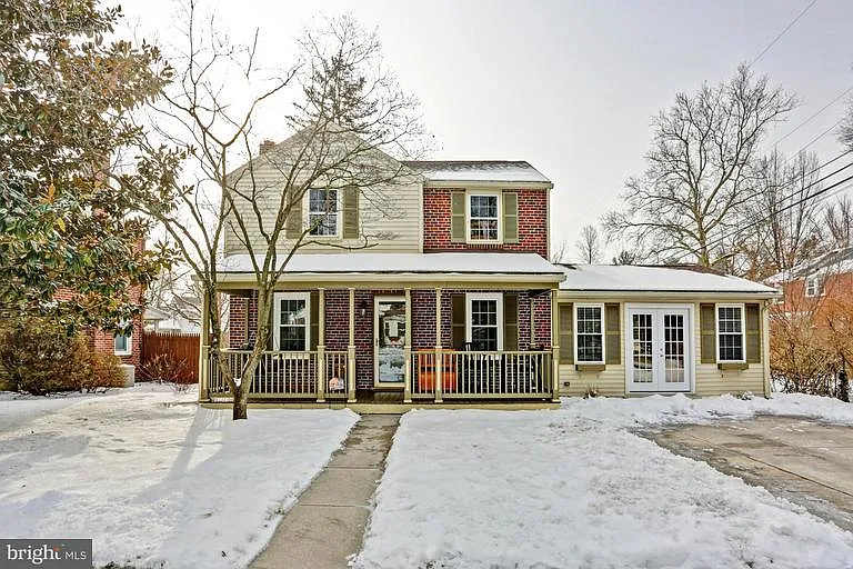 1 Highland Dr photo 1