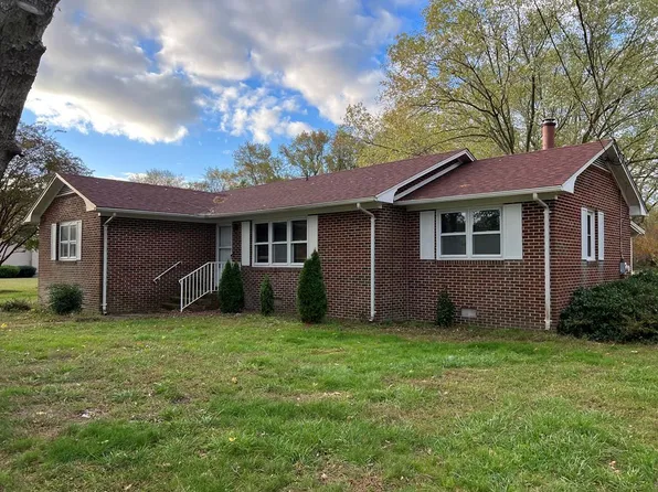 25302 Parks Rd, Parksley, VA 23421