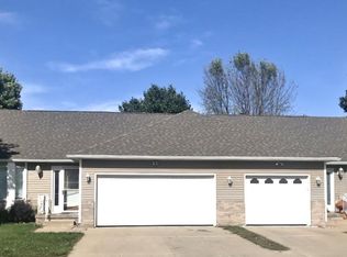 327-329 Regency Pkwy, South Sioux City, NE 68776