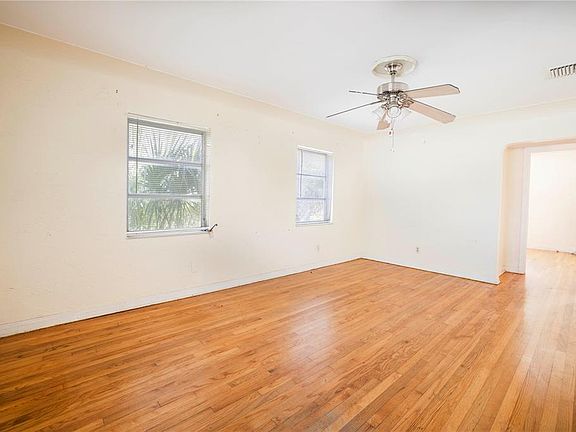 3rd image of 3930 5th Ave N