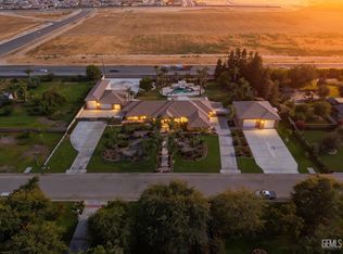 17041 Anelura Ct, Bakersfield, CA 93314