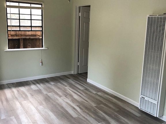 2nd image of 508 Allen Ave