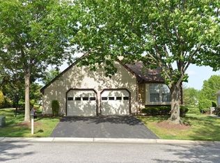 4 Patrick Henry Ct, Monroe Township, NJ 08831
