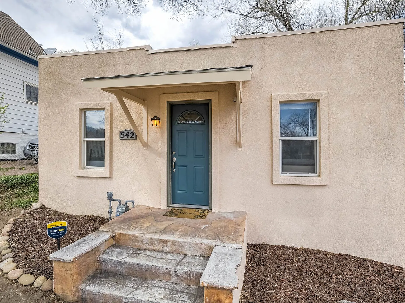 2 bed, 753 sqft, $1,395 — Photo 2