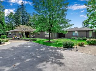 1090 N Davis Rd, East Aurora, NY 14052