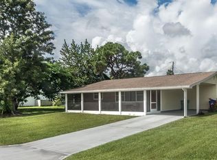 402 Columbus St, Sebastian, FL 32958