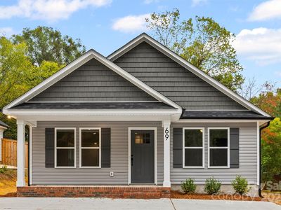 69 Lake Dr NW, Concord, NC, 28027