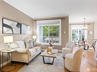 Sammamish Hills Condo, Issaquah, WA 98027