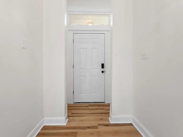 2116 Perrysville Ave — Photo 3