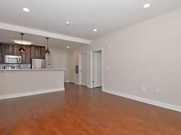 100 Marshall Street image 1 of 15