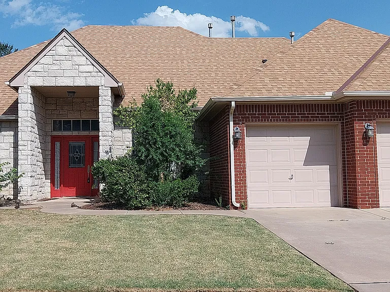17020 Wales Green Ave — Photo 1