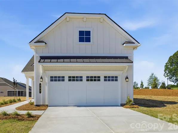 207 Patagonia Pl, Locust, NC 28097