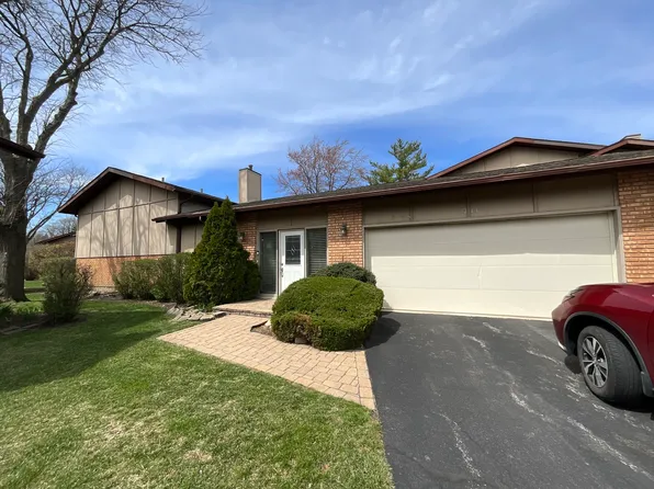 1244 Baythorne Dr, Flossmoor, IL 60422