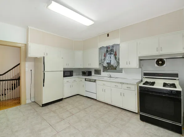 622 Ocean Avenue image 12 of 16