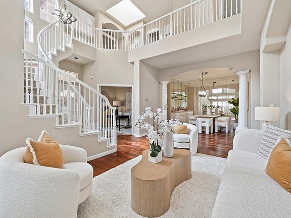 4th image of 2180 Vizcaya Cir