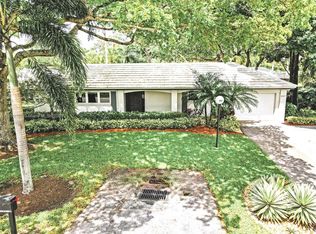 807 E Cypress Ln #V-49, Pompano Beach, FL 33069