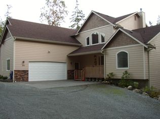 302 Durr Rd, Camano Island, WA 98282