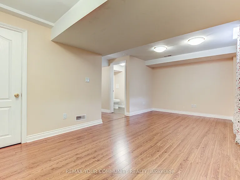 26 Yarden Dr — Photo 33